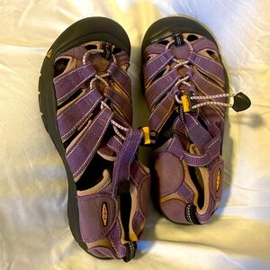 Keen Size 4 Water Sandals